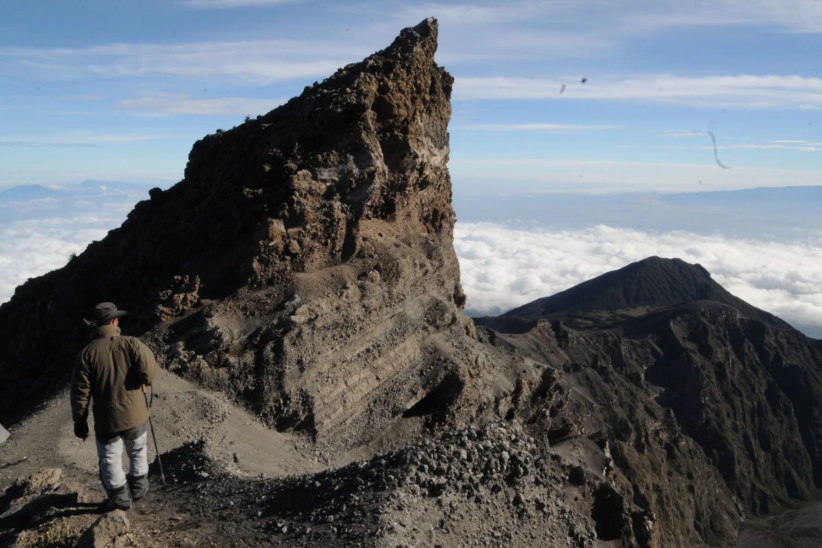 4 Days Mt Meru Trekking Tour