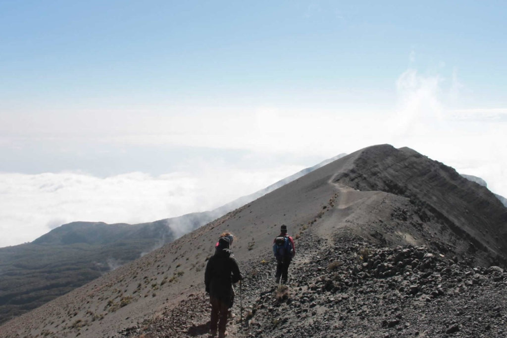 4 Days Mt Meru Trekking Tour