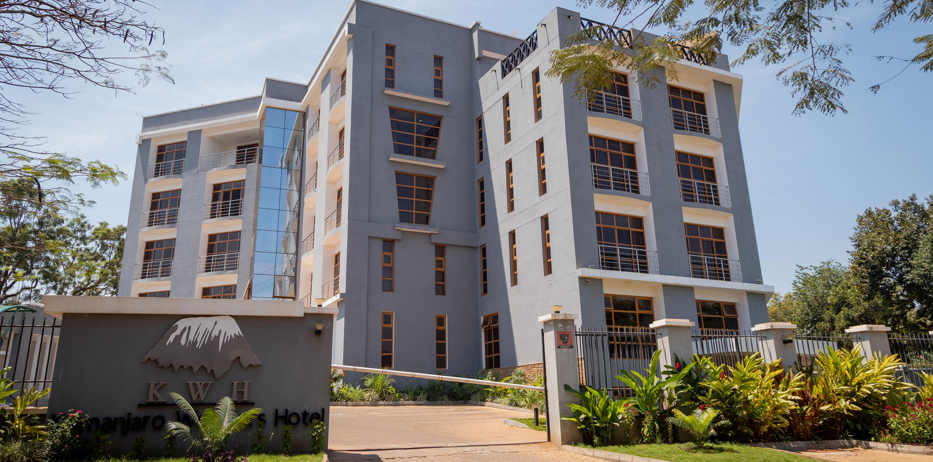 6 Days Marangu Route Hotel